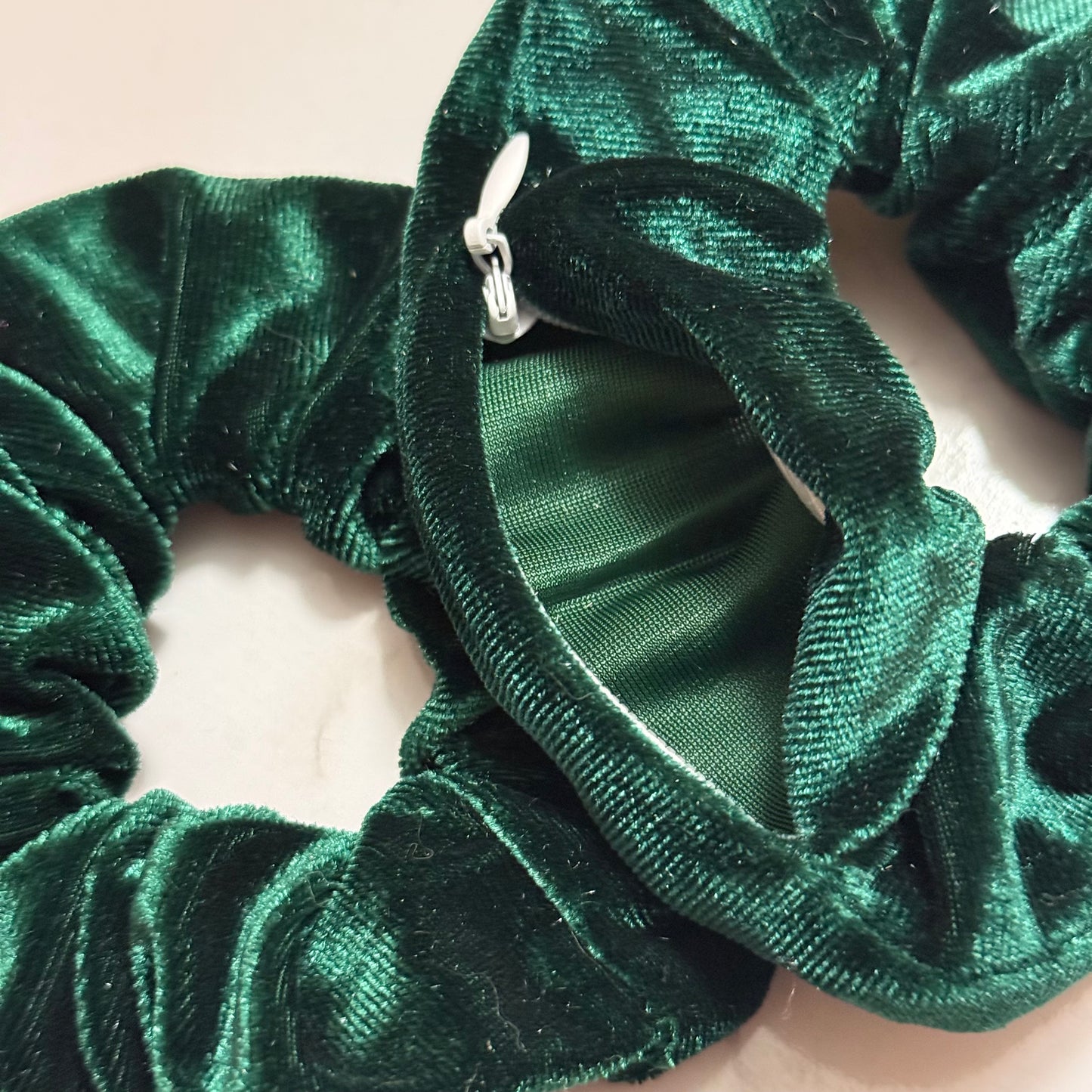 Mistletoe Clare Pocket Scrunchie