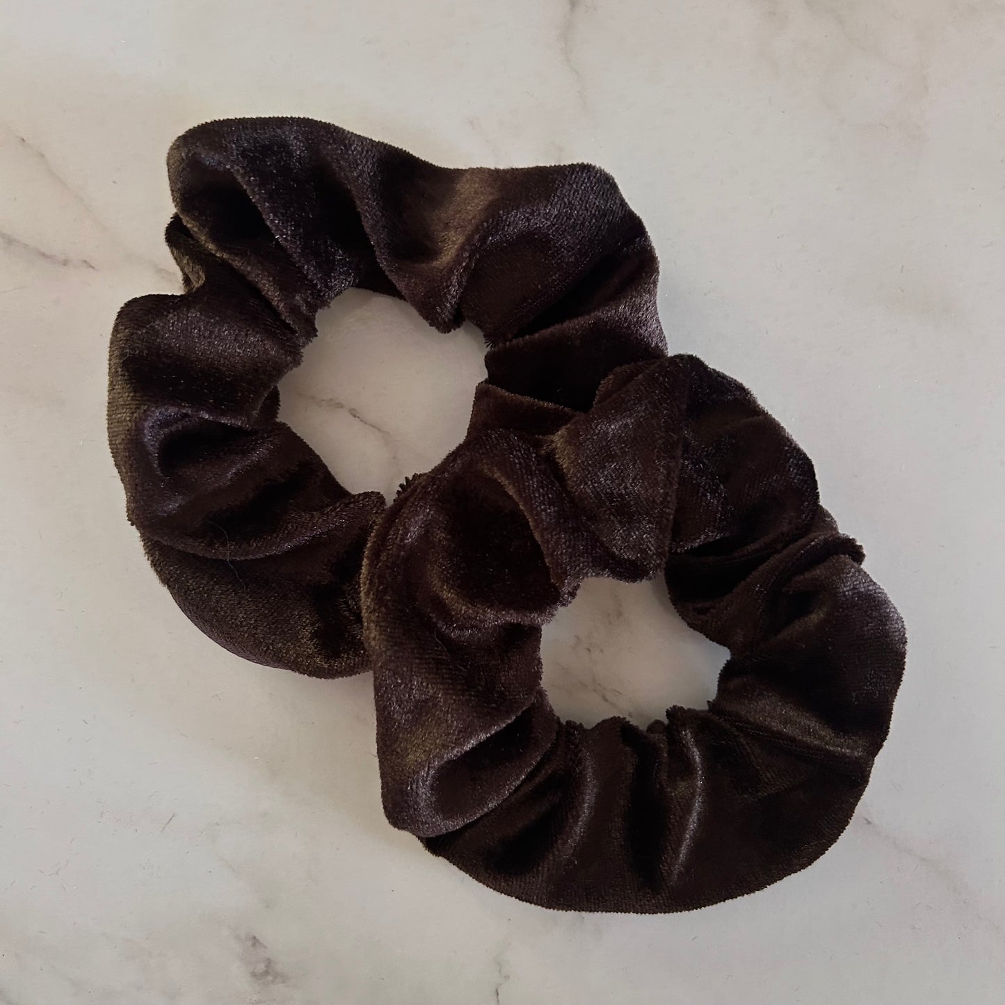 Chocolate Clare Pocket Scrunchie