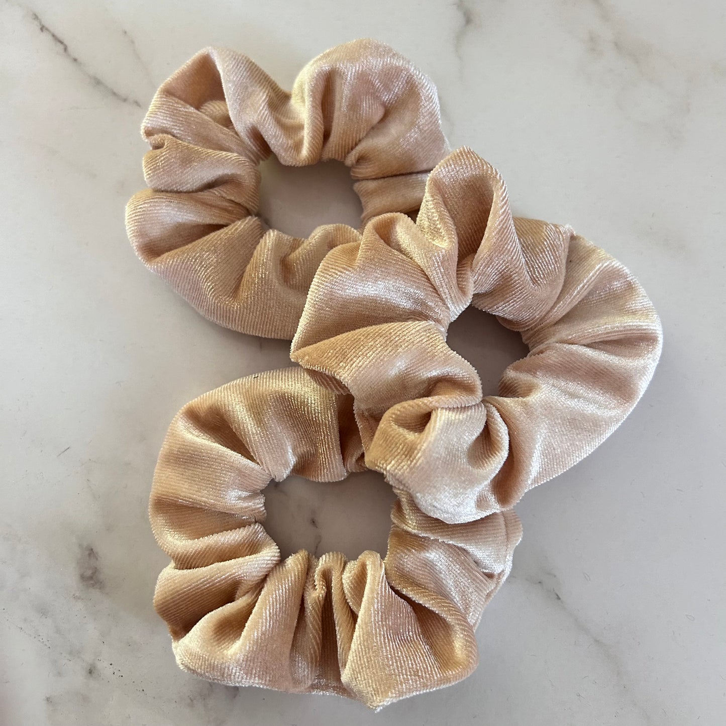 Caramel Clare Pocket Scrunchie
